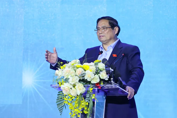 Thủ tướng: Hà Nội phải tiên phong trong thực hiện Đề án 06, chuyển đổi số - Ảnh 2. Thủ tướng: Hà Nội phải tiên phong trong thực hiện Đề án 06, chuyển đổi số - Ảnh 2.