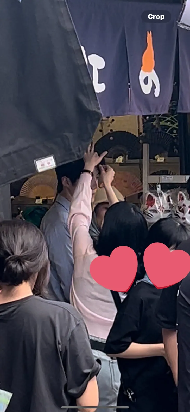 Kim Seon Ho và Go Youn Jung được phát hiện đang quay phim ở nước ngoài - Ảnh 2. Kim Seon Ho và Go Youn Jung được phát hiện đang quay phim ở nước ngoài - Ảnh 2.