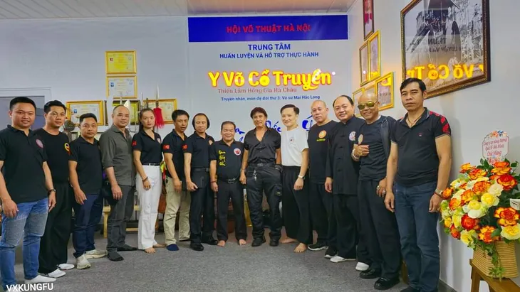 Y võ cổ truyền tô đậm thêm nét nhân văn của võ thuật Việt Nam - Ảnh 1. Y võ cổ truyền tô đậm thêm nét nhân văn của võ thuật Việt Nam - Ảnh 1.