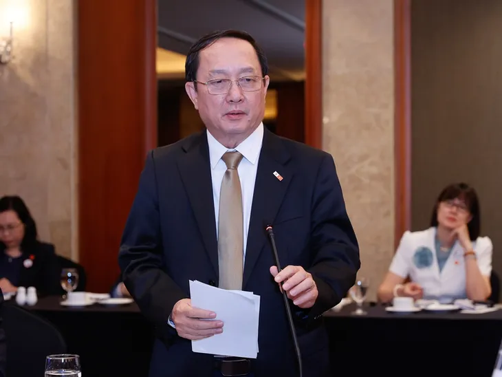 Thủ tướng dự tọa đàm với chuyên gia, nhà khoa học bán dẫn, trí tuệ nhân tạo của Hàn Quốc - Ảnh 3. Thủ tướng dự tọa đàm với chuyên gia, nhà khoa học bán dẫn, trí tuệ nhân tạo của Hàn Quốc - Ảnh 3.