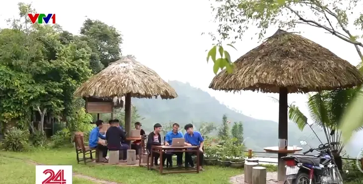 Hà Giang phát triển du lịch nhờ chuyển đổi số - Ảnh 2. Hà Giang phát triển du lịch nhờ chuyển đổi số - Ảnh 2.