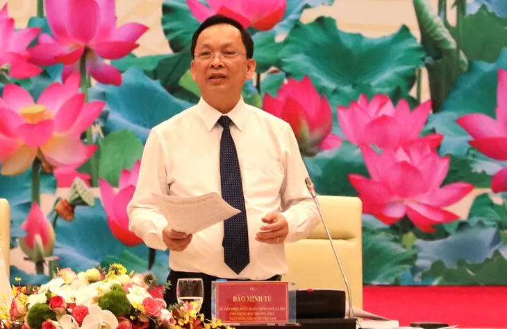 Ngân hàng cho vay với lãi suất âm, thủ tục làm ở nhà, trả lãi gốc tại xã - Ảnh 3. Ngân hàng cho vay với lãi suất âm, thủ tục làm ở nhà, trả lãi gốc tại xã - Ảnh 3.