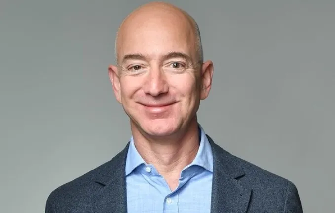 Ông chủ Amazon dự kiến bán 5 tỷ USD cổ phiếu khi giá chạm mức cao kỷ lục - Ảnh 1. Ông chủ Amazon dự kiến bán 5 tỷ USD cổ phiếu khi giá chạm mức cao kỷ lục - Ảnh 1.