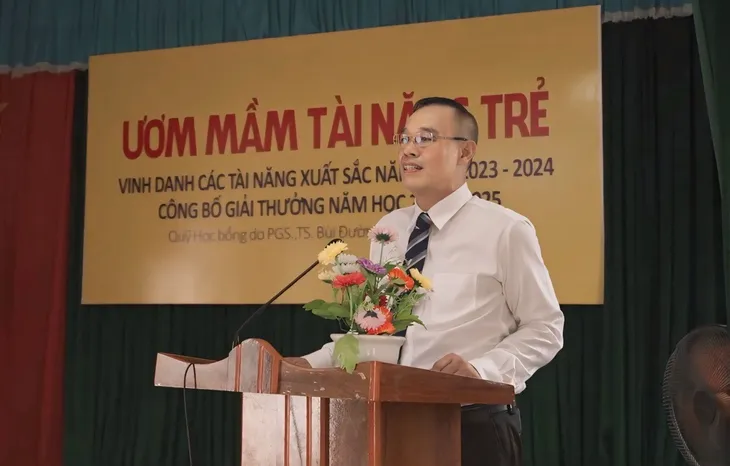 Quỹ Ươm mầm tài năng Trẻ: 20 năm đồng hành với khuyến học, khuyến tài - Ảnh 1. Quỹ Ươm mầm tài năng Trẻ: 20 năm đồng hành với khuyến học, khuyến tài - Ảnh 1.