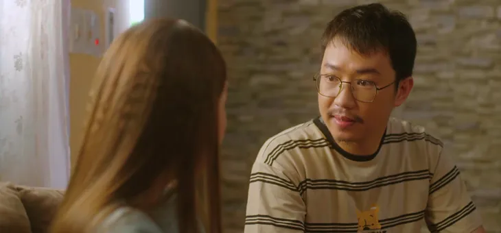 Sao Kim bắn tim sao Hỏa - Tập 4: Đào nổi điên khi chồng bênh gái bán hoa - Ảnh 1. Sao Kim bắn tim sao Hỏa - Tập 4: Đào nổi điên khi chồng bênh gái bán hoa - Ảnh 1.