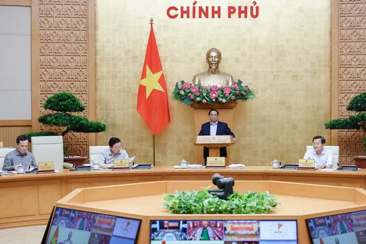 Thủ tướng: Kinh tế phục hồi tích cực, tăng trưởng vượt kịch bản - Ảnh 1. Thủ tướng: Kinh tế phục hồi tích cực, tăng trưởng vượt kịch bản - Ảnh 1.