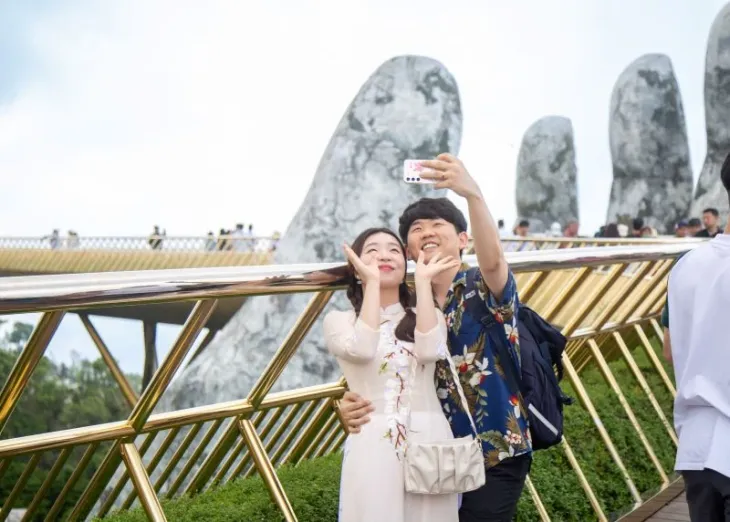 Việt Nam là điểm đến ưa thích nhất của du khách Hàn Quốc mùa Hè 2024 - Ảnh 1. Việt Nam là điểm đến ưa thích nhất của du khách Hàn Quốc mùa Hè 2024 - Ảnh 1.