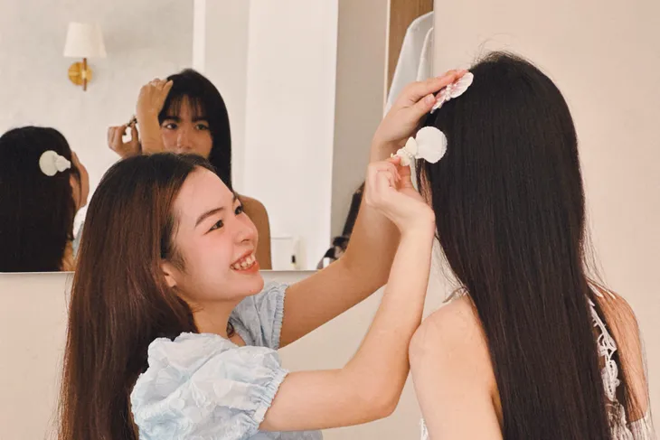 Phụ kiện thời trang từ vỏ sò - Món quà của biển cả - Ảnh 5. Phụ kiện thời trang từ vỏ sò - Món quà của biển cả - Ảnh 5.