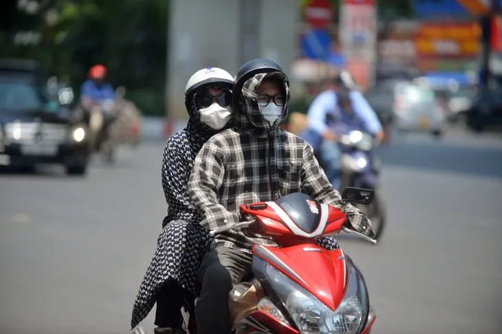 Bắc Bộ ngày nắng nóng, chiều mưa dông vài nơi - Ảnh 1. Bắc Bộ ngày nắng nóng, chiều mưa dông vài nơi - Ảnh 1.