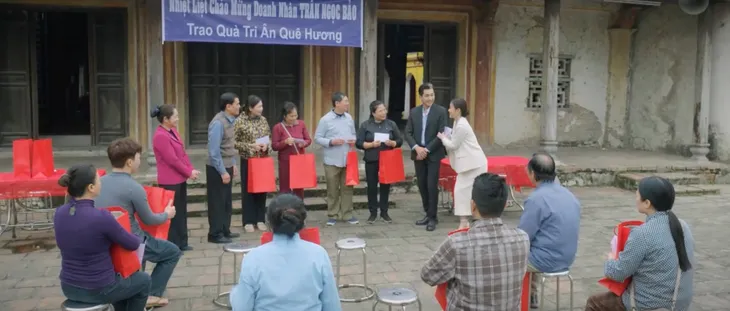 Những nẻo đường gần xa - Tập 32: Dũng âm mưu chia rẽ quan hệ giữa Hùng và Yên - Ảnh 16. Những nẻo đường gần xa - Tập 32: Dũng âm mưu chia rẽ quan hệ giữa Hùng và Yên - Ảnh 16.