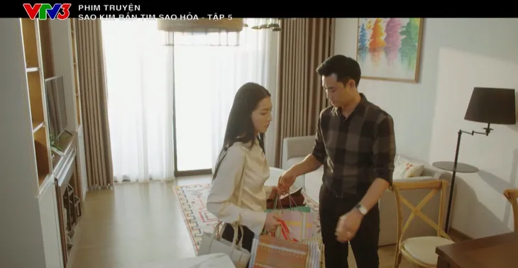 Sao Kim bắn tim sao Hỏa - Tập 5: Chồng dại làm mất tiền, gánh nặng kinh tế trút lên vai Đào - Ảnh 11. Sao Kim bắn tim sao Hỏa - Tập 5: Chồng dại làm mất tiền, gánh nặng kinh tế trút lên vai Đào - Ảnh 11.