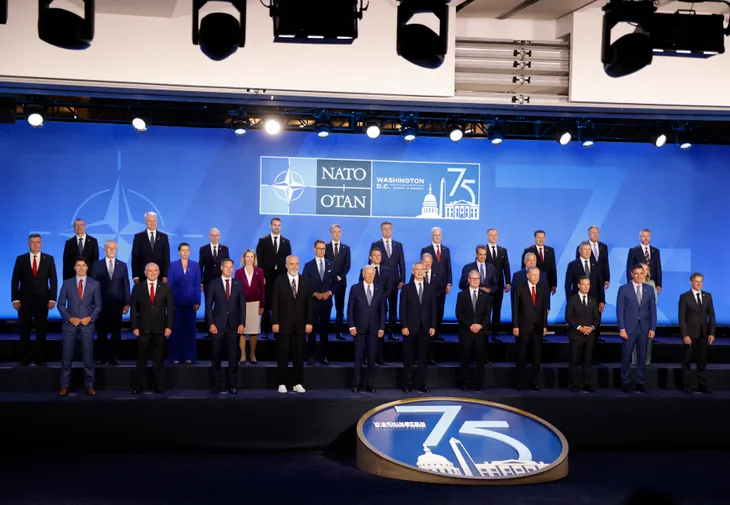 NATO ra tuyên bố chung đánh dấu 75 năm thành lập - Ảnh 1. NATO ra tuyên bố chung đánh dấu 75 năm thành lập - Ảnh 1.