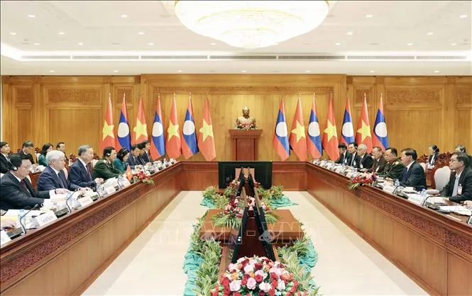 Chủ tịch nước Tô Lâm hội đàm với Tổng Bí thư, Chủ tịch nước Lào Thongloun Sisoulith - Ảnh 1. Chủ tịch nước Tô Lâm hội đàm với Tổng Bí thư, Chủ tịch nước Lào Thongloun Sisoulith - Ảnh 1.