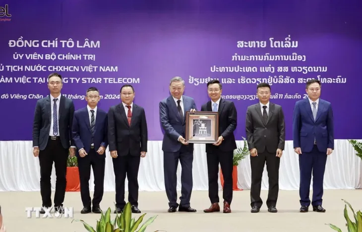 Không ngừng vun đắp quan hệ Việt Nam - Lào - Ảnh 2. Không ngừng vun đắp quan hệ Việt Nam - Lào - Ảnh 2.