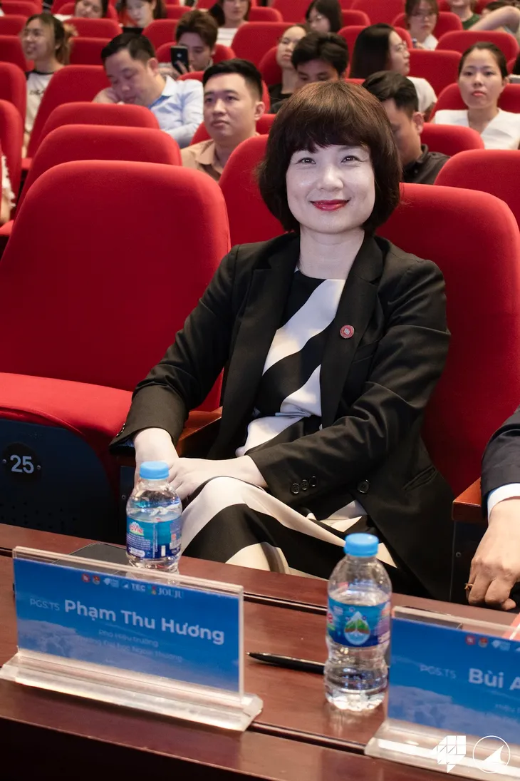 Quán quân cuộc thi “Khởi nghiệp cùng Kawai” năm 2024 gọi tên Ulstraw - Ảnh 1. Quán quân cuộc thi “Khởi nghiệp cùng Kawai” năm 2024 gọi tên Ulstraw - Ảnh 1.