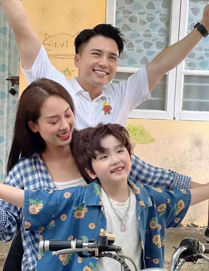 Dàn sao nhí của Sao Kim bắn tim Sao Hỏa - Ảnh 8. Dàn sao nhí của Sao Kim bắn tim Sao Hỏa - Ảnh 8.