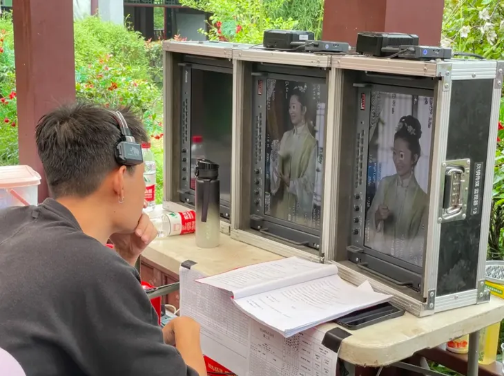Phim cổ trang thủ ngữ đầu tiên bấm máy - Ảnh 2. Phim cổ trang thủ ngữ đầu tiên bấm máy - Ảnh 2.
