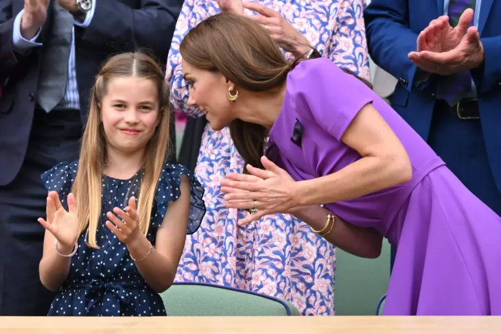 Công nương Kate xuất hiện tại trận chung kết Wimbledon - Ảnh 2. Công nương Kate xuất hiện tại trận chung kết Wimbledon - Ảnh 2.