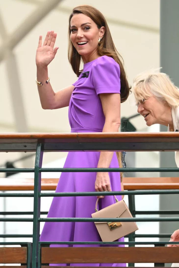 Công nương Kate xuất hiện tại trận chung kết Wimbledon - Ảnh 1. Công nương Kate xuất hiện tại trận chung kết Wimbledon - Ảnh 1.