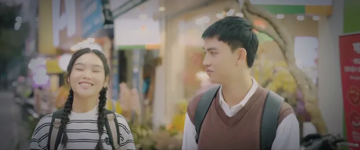 Những nẻo đường gần xa - Tập 36: Dũng giở trò chơi sếp Vinh và cái kết ngã ngửa - Ảnh 3. Những nẻo đường gần xa - Tập 36: Dũng giở trò chơi sếp Vinh và cái kết ngã ngửa - Ảnh 3.