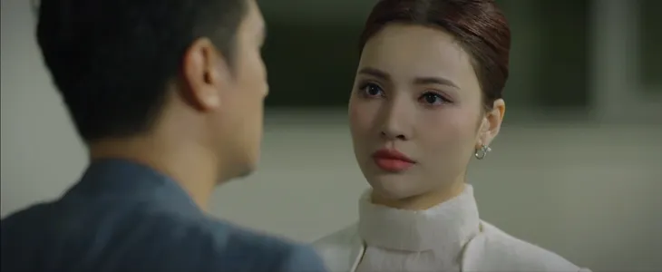 Những nẻo đường gần xa - Tập 36: Dũng giở trò chơi sếp Vinh và cái kết ngã ngửa - Ảnh 12. Những nẻo đường gần xa - Tập 36: Dũng giở trò chơi sếp Vinh và cái kết ngã ngửa - Ảnh 12.