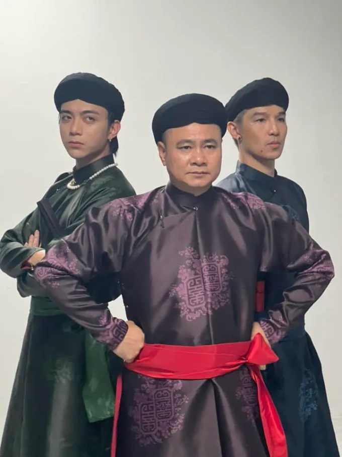 Mạnh Trường tình tứ bên vợ, Phương Oanh khoe ngoại hình mẹ hai con quyến rũ - Ảnh 10. Mạnh Trường tình tứ bên vợ, Phương Oanh khoe ngoại hình mẹ hai con quyến rũ - Ảnh 10.