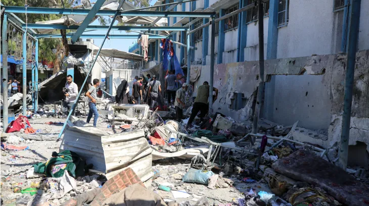 Israel không kích Dải Gaza, ít nhất 50 người thiệt mạng  - Ảnh 1.