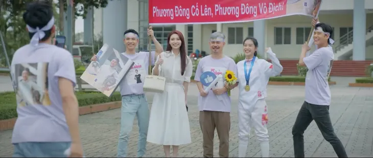 Những nẻo đường gần xa - Tập 38: Đông giành huy chương vàng, sắp là gương mặt đại diện công ty sếp Vinh - Ảnh 21.