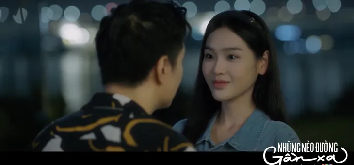 Những nẻo đường gần xa - Tập 39: Đông tỏ tình với sếp Vinh - Ảnh 3. Những nẻo đường gần xa - Tập 39: Đông tỏ tình với sếp Vinh - Ảnh 3.