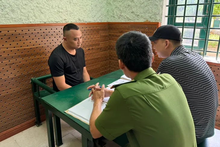 Triệt phá đường dây cá độ bóng đá liên tỉnh với giao dịch hơn 22 tỷ đồng - Ảnh 2. Triệt phá đường dây cá độ bóng đá liên tỉnh với giao dịch hơn 22 tỷ đồng - Ảnh 2.