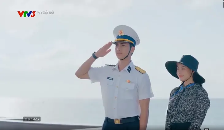 Trường Sa bến bờ trong nhau - Câu chuyện xúc động về sự hi sinh của các thế hệ chiến sĩ hải quân - Ảnh 7. Trường Sa bến bờ trong nhau - Câu chuyện xúc động về sự hi sinh của các thế hệ chiến sĩ hải quân - Ảnh 7.