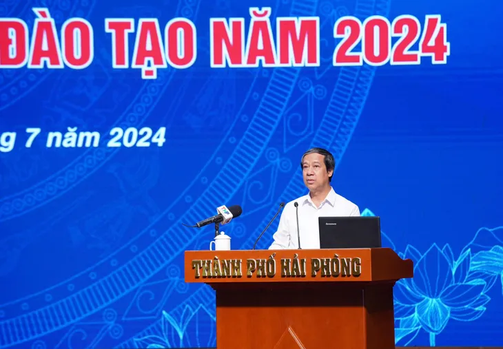 Bộ trưởng Nguyễn Kim Sơn: Nhiều nhiệm vụ lớn đặt ra trong năm học mới 2024-2025 - Ảnh 3. Bộ trưởng Nguyễn Kim Sơn: Nhiều nhiệm vụ lớn đặt ra trong năm học mới 2024-2025 - Ảnh 3.