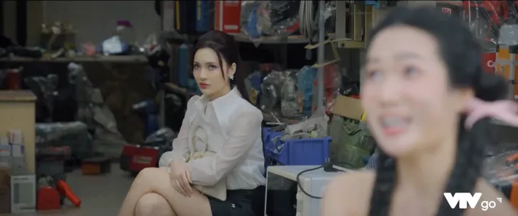 Những nẻo đường gần xa - Tập 43: Vinh tuyên bố Đông là bạn gái của mình - Ảnh 5.