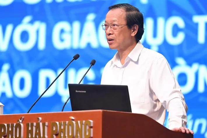 8 nhiệm vụ trọng tâm của Giáo dục Trung học trong năm học 2024-2025 - Ảnh 3. 8 nhiệm vụ trọng tâm của Giáo dục Trung học trong năm học 2024-2025 - Ảnh 3.
