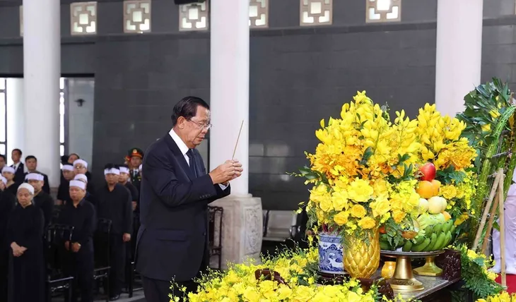 Những người bạn quốc tế tới tiễn biệt Tổng Bí thư Nguyễn Phú Trọng - Ảnh 3. Những người bạn quốc tế tới tiễn biệt Tổng Bí thư Nguyễn Phú Trọng - Ảnh 3.