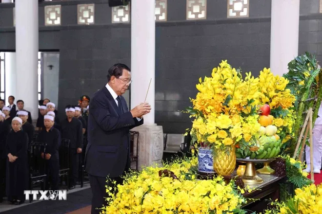 Lãnh đạo các quốc gia, các đoàn quốc tế viếng Tổng Bí thư Nguyễn Phú Trọng - Ảnh 6. Lãnh đạo các quốc gia, các đoàn quốc tế viếng Tổng Bí thư Nguyễn Phú Trọng - Ảnh 6.