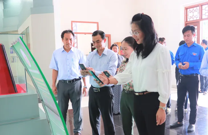 TP Thủ Đức ra mắt mô hình chuyển đổi số giới thiệu các di tích lịch sử - văn hóa - Ảnh 1. TP Thủ Đức ra mắt mô hình chuyển đổi số giới thiệu các di tích lịch sử - văn hóa - Ảnh 1.