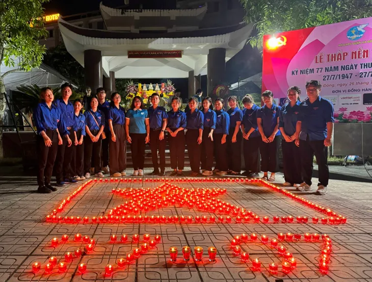 Tuổi trẻ Vạn Phúc chỉnh trang nghĩa trang, tri ân các anh hùng, liệt sĩ - Ảnh 10. Tuổi trẻ Vạn Phúc chỉnh trang nghĩa trang, tri ân các anh hùng, liệt sĩ - Ảnh 10.