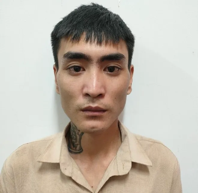 Nam thanh niên gây ra 5 vụ lừa đảo chiếm đoạt tiền qua mạng - Ảnh 1. Nam thanh niên gây ra 5 vụ lừa đảo chiếm đoạt tiền qua mạng - Ảnh 1.