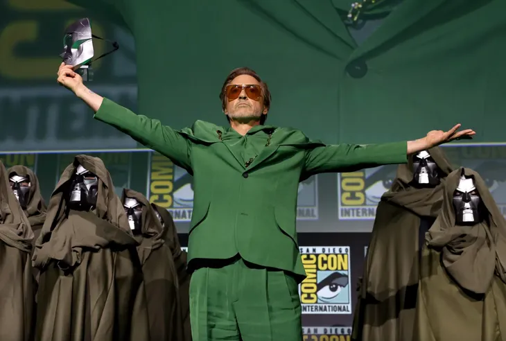 Robert Downey Jr trở lại Marvel, đồng nghiệp hoang mang - Ảnh 2. Robert Downey Jr trở lại Marvel, đồng nghiệp hoang mang - Ảnh 2.