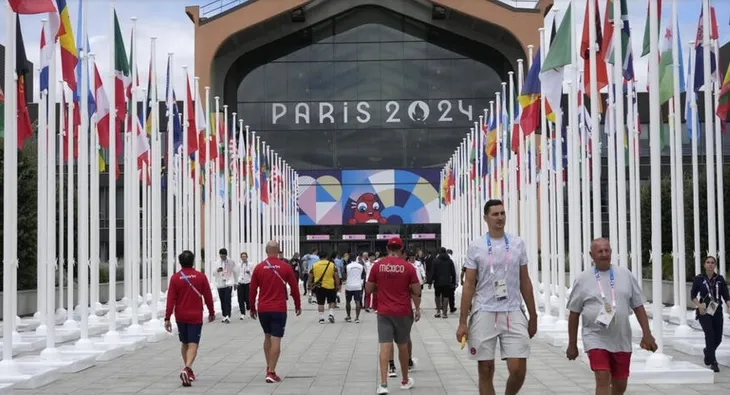 Olympic 2024 - con gà đẻ trứng vàng? - Ảnh 3. Olympic 2024 - con gà đẻ trứng vàng? - Ảnh 3.