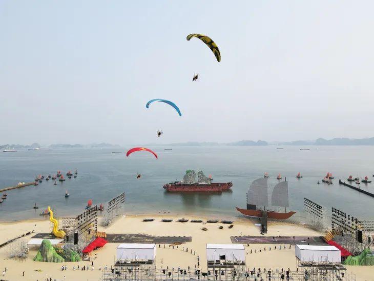 Lễ hội “Vượt sóng Hạ Long - 2024” sẽ có nhiều chương trình hấp dẫn - Ảnh 2. Lễ hội “Vượt sóng Hạ Long - 2024” sẽ có nhiều chương trình hấp dẫn - Ảnh 2.