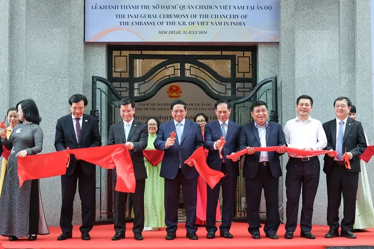 Thủ tướng Phạm Minh Chính: Dù ở đâu chúng ta cũng tự hào là người Việt Nam - Ảnh 3. Thủ tướng Phạm Minh Chính: Dù ở đâu chúng ta cũng tự hào là người Việt Nam - Ảnh 3.