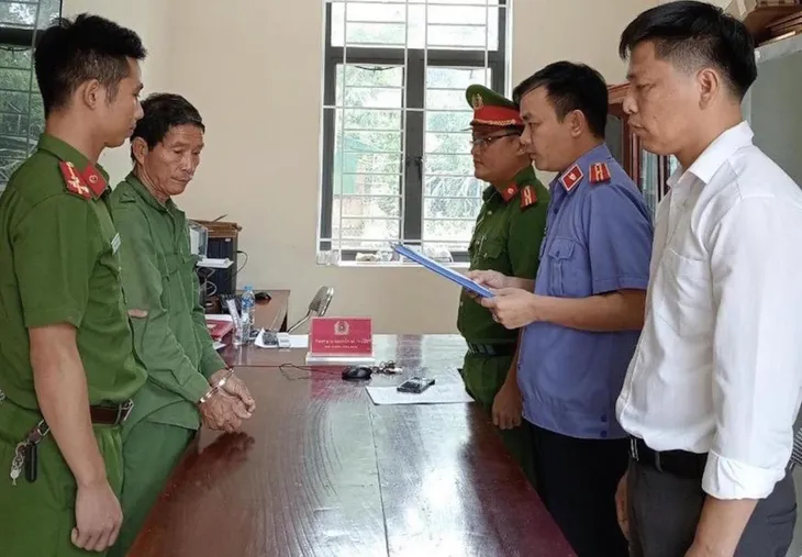 Mâu thuẫn trong lúc nhậu, người đàn ông chém em trai trọng thương - Ảnh 1. Mâu thuẫn trong lúc nhậu, người đàn ông chém em trai trọng thương - Ảnh 1.