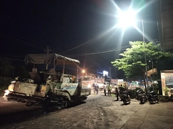 Tháo gỡ khó khăn về giao thông trên tuyến quốc lộ 26 - Ảnh 2. Tháo gỡ khó khăn về giao thông trên tuyến quốc lộ 26 - Ảnh 2.