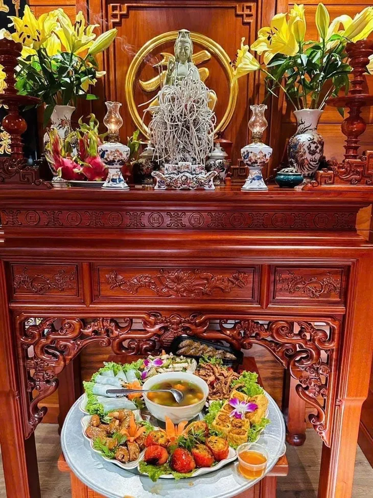 Hiểu thêm về nguồn gốc và ý nghĩa của ngày rằm tháng 7 - Ảnh 1. Hiểu thêm về nguồn gốc và ý nghĩa của ngày rằm tháng 7 - Ảnh 1.