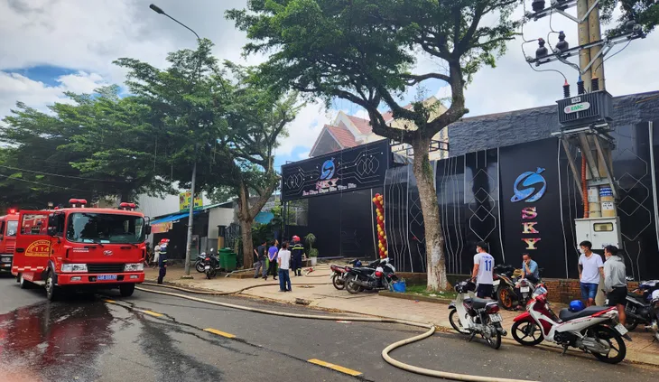 Lâm Đồng: Cháy ở quán bar đang hoàn thiện hạng mục phòng cháy, chữa cháy - Ảnh 1. Lâm Đồng: Cháy ở quán bar đang hoàn thiện hạng mục phòng cháy, chữa cháy - Ảnh 1.