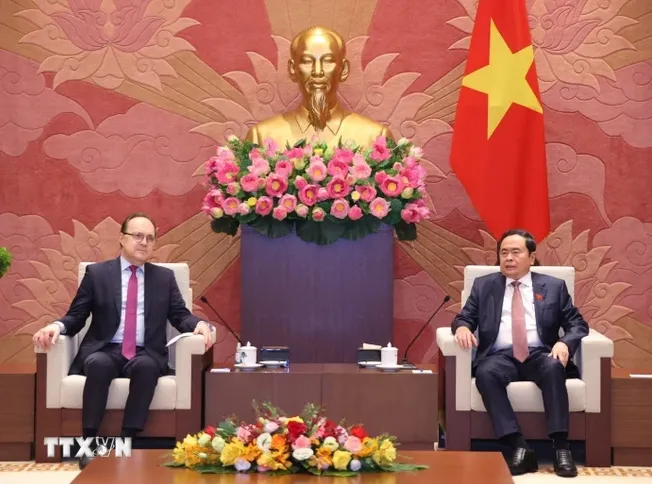 Chủ tịch Quốc hội: Thúc đẩy hợp tác kinh tế, thương mại tương xứng quan hệ Việt Nam - Nga - Ảnh 2. Chủ tịch Quốc hội: Thúc đẩy hợp tác kinh tế, thương mại tương xứng quan hệ Việt Nam - Nga - Ảnh 2.