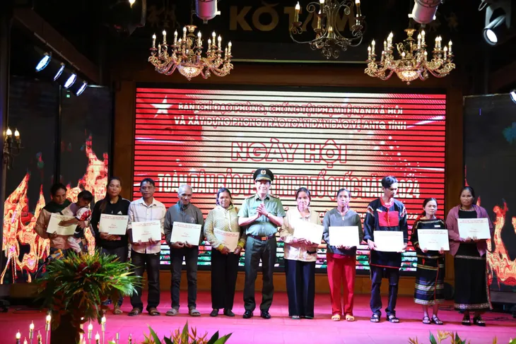 Bộ Công an tổ chức Ngày hội Toàn dân bảo vệ an ninh Tổ quốc tại Đắk Lắk - Ảnh 3.