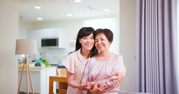 Món quà quý nhất Vu Lan là cha mẹ khỏe mạnh - Ảnh 2. Món quà quý nhất Vu Lan là cha mẹ khỏe mạnh - Ảnh 2.